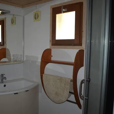 Шале Plein Sud A Font-romeu, 3 Chambres, Avec Jardin - Fr-1-580-10